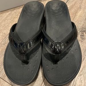 Vionic Hightide sandals